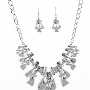 7 Paparazzi Necklaces